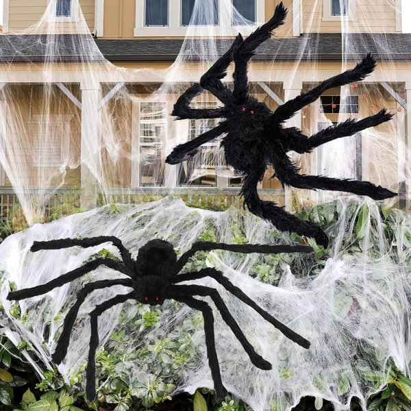 Spider themed best sale decorations